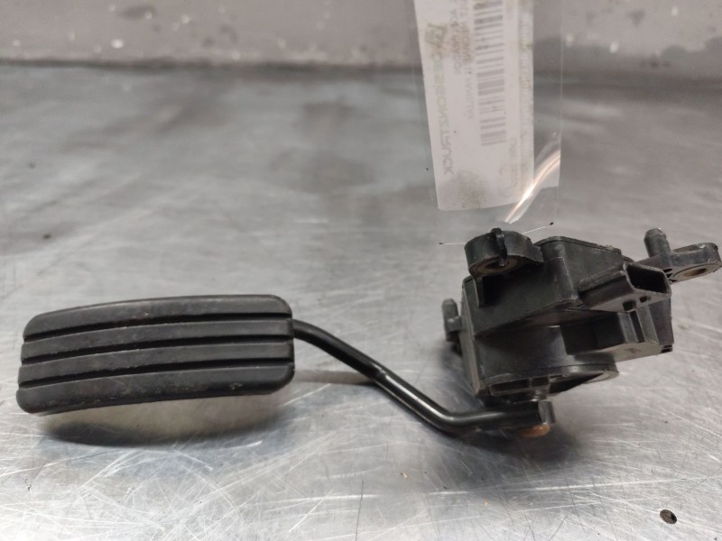 Recambio de pedal acelerador para renault megane ii familiar 1.9 dci diesel referencia OEM IAM 8200153270  