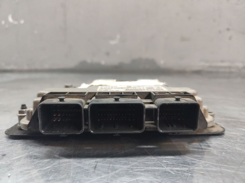 Recambio de centralita motor uce para citroën c4 berlina collection referencia OEM IAM 9662213180 RBCMMDECC16C34CEM 9662213180