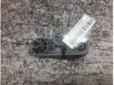 Recambio de maneta elevalunas trasera derecha para citroen xsara picasso 1.6 sx referencia OEM IAM    2