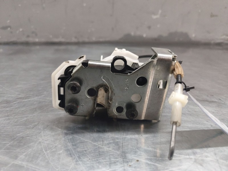 Recambio de cerradura puerta delantera derecha para fiat doblo ii (152) easy referencia OEM IAM  4 PINS 