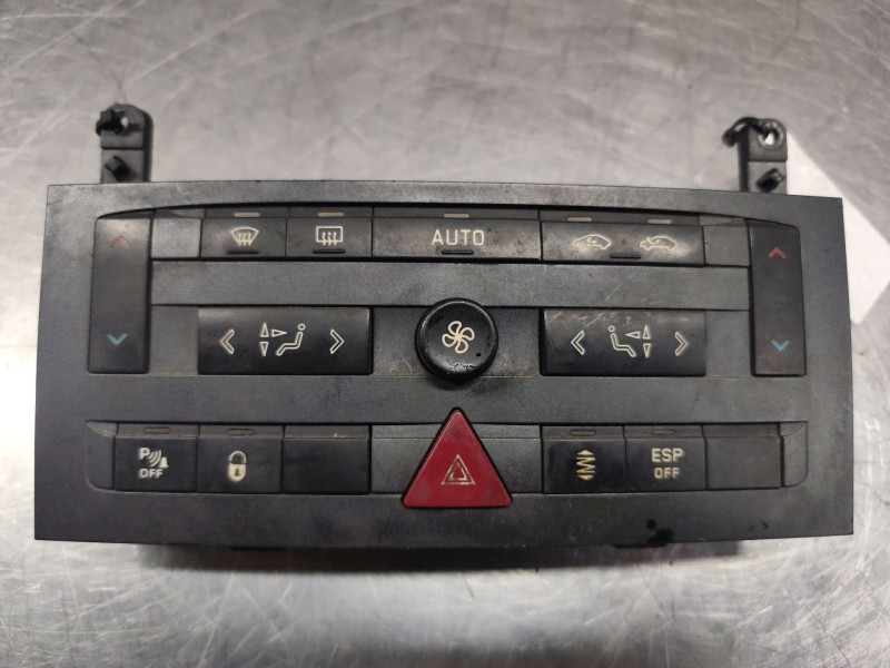 Recambio de mando climatizador para peugeot 407 coupe básico referencia OEM IAM 96573322XA  