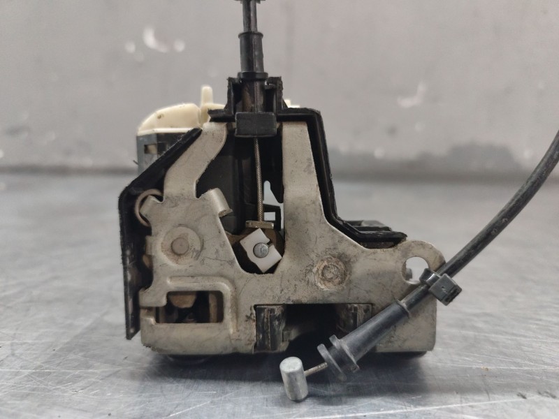 Recambio de cerradura puerta delantera izquierda para renault clio ii fase ii (b/cb0) authentique referencia OEM IAM   