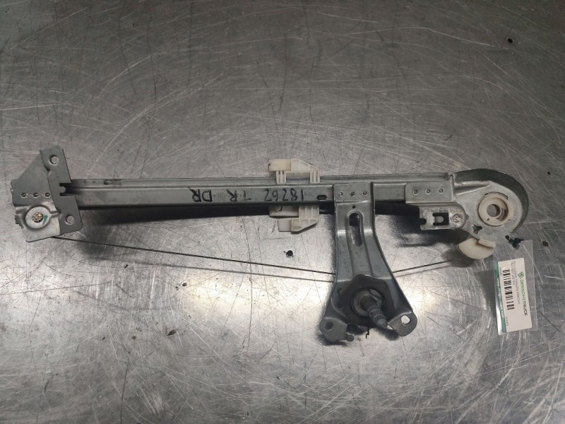 Recambio de elevalunas trasero derecho para peugeot 206 sw x-line refri referencia OEM IAM 922452  