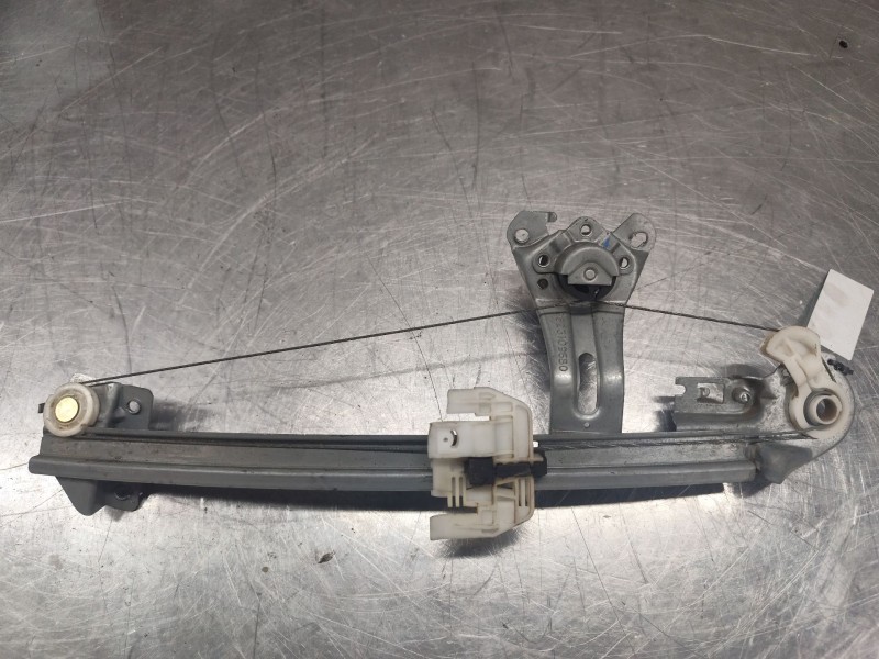 Recambio de elevalunas trasero derecho para peugeot 206 sw x-line refri referencia OEM IAM 922452  