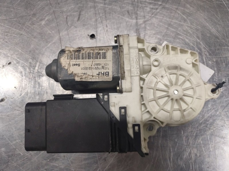 Recambio de motor elevalunas delantero izquierdo para seat toledo (1m2) select referencia OEM IAM 1J0959801F 9776101432203 