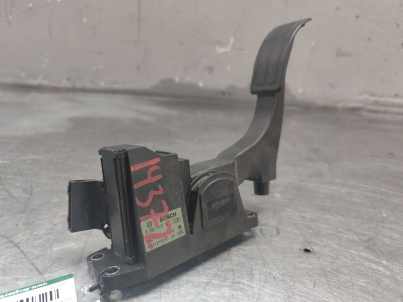 Recambio de potenciometro pedal para volkswagen polo berlina (6n2) 1.9 sdi referencia OEM IAM 6N17215503D  