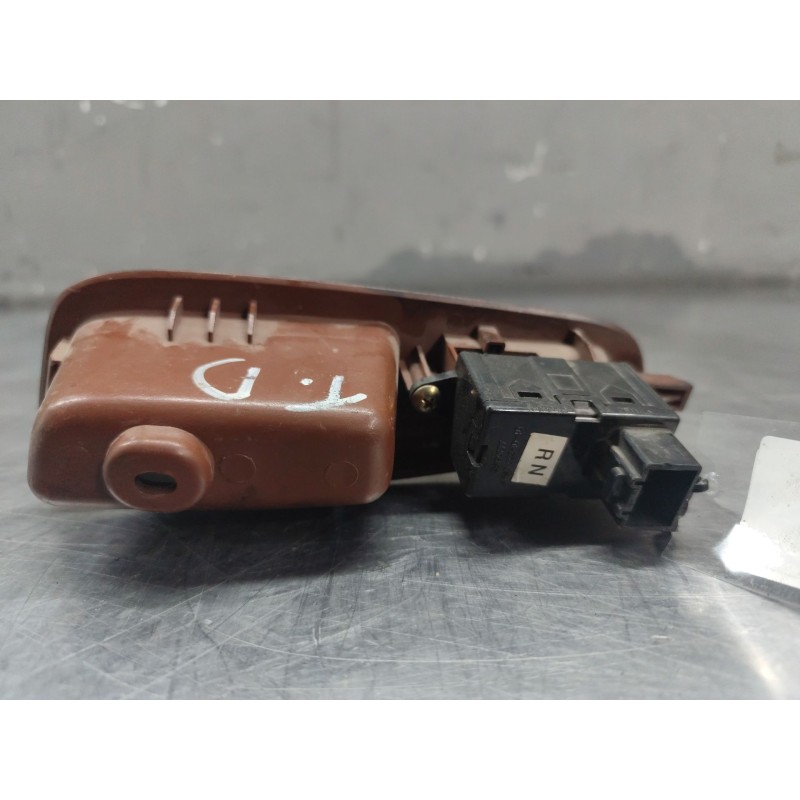 Recambio de mando elevalunas trasero derecho para daewoo nubira berlina se (1999) referencia OEM IAM 96190777 6 PINS 