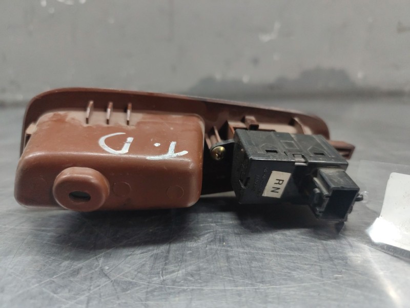 Recambio de mando elevalunas trasero derecho para daewoo nubira berlina se (1999) referencia OEM IAM 96190777 6 PINS 