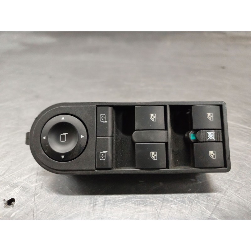 Recambio de mando elevalunas delantero izquierdo para opel astra h gtc (a04) 1.6 (l08) referencia OEM IAM 13228877  