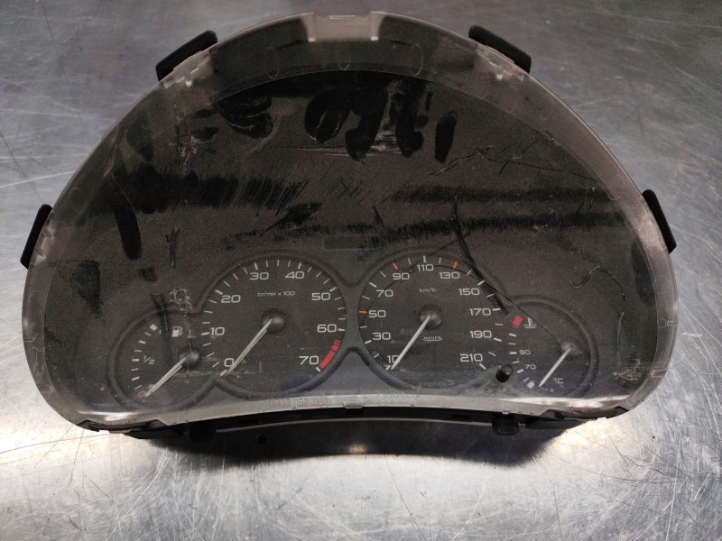 Recambio de cuadro instrumentos para peugeot 206 berlina xr referencia OEM IAM 9634961180  