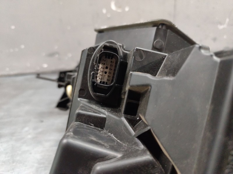 Recambio de faro izquierdo para ford fiesta vii (hj, hf) 1.5 st ecoboost referencia OEM IAM N1BB13E017AF  