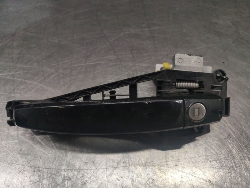 Recambio de maneta exterior delantera izquierda para opel astra gtc cosmo referencia OEM IAM 24463523  