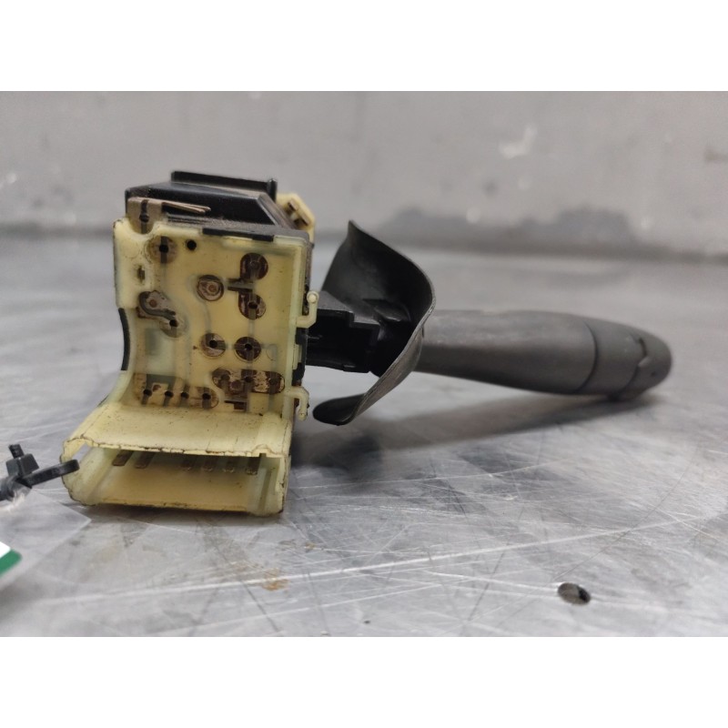 Recambio de mando limpia para renault clio ii fase i (b/cbo) 1.9 d referencia OEM IAM 37012A  