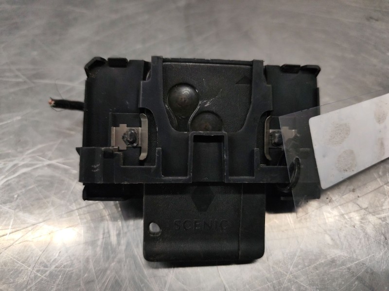 Recambio de conmutador de arranque para renault scenic ii grand confort dynamique referencia OEM IAM 8200125077  