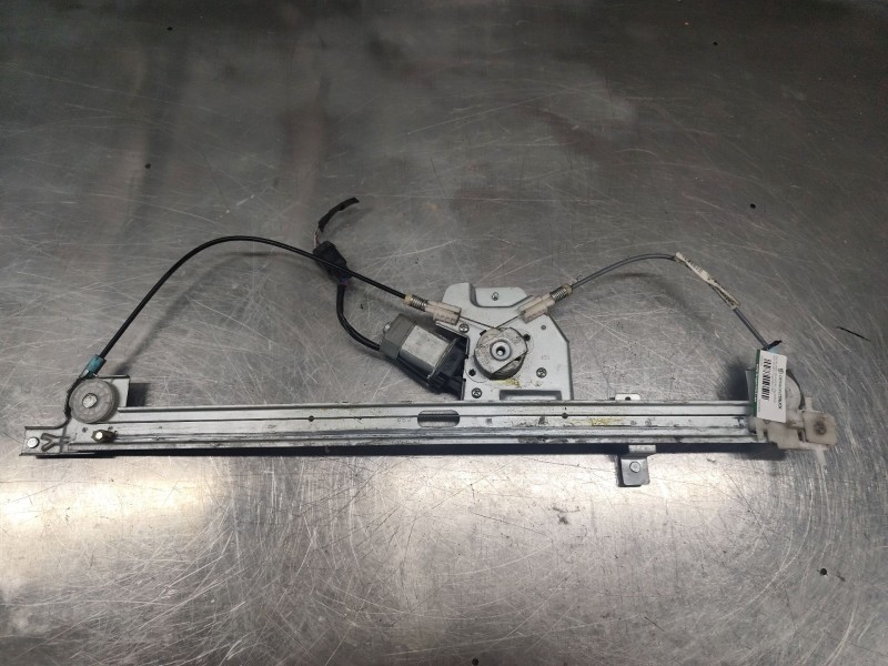 Recambio de elevalunas delantero izquierdo para fiat ducato furgoneta (244_) 2.3 jtd referencia OEM IAM 64700890  