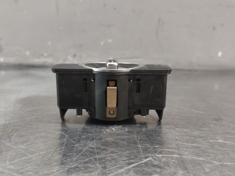 Recambio de mando luces para mercedes-benz clase gla (x156) gla 200 (156.943) referencia OEM IAM   