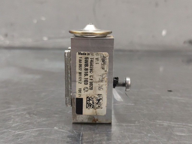 Recambio de valvula expansion para audi q3 (f3b) 35 tdi quattro referencia OEM IAM 5WB816103  