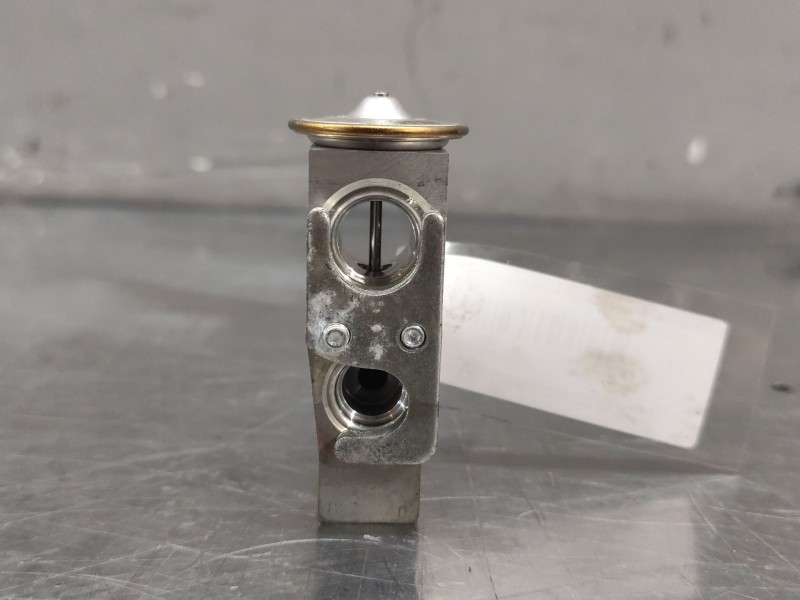 Recambio de valvula expansion para audi q3 (f3b) 35 tdi quattro referencia OEM IAM 5WB816103  