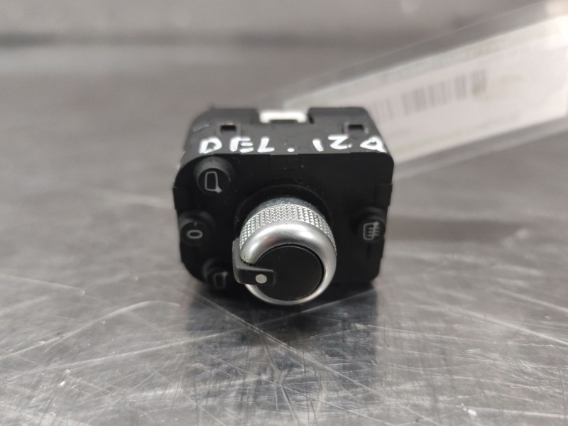 Recambio de mando retrovisor para audi q3 (f3b) 35 tdi quattro referencia OEM IAM 4M0959565S  