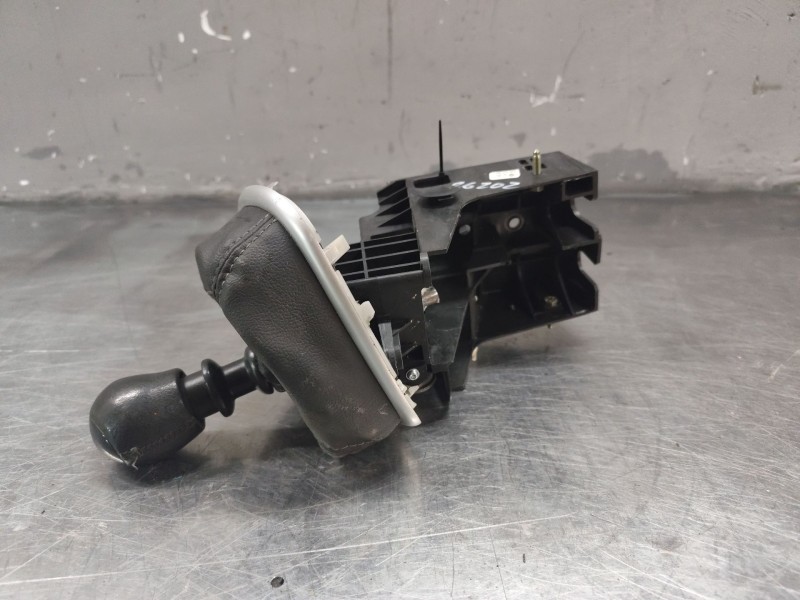 Recambio de palanca cambio para renault scenic ii grand confort dynamique referencia OEM IAM 8200219060  