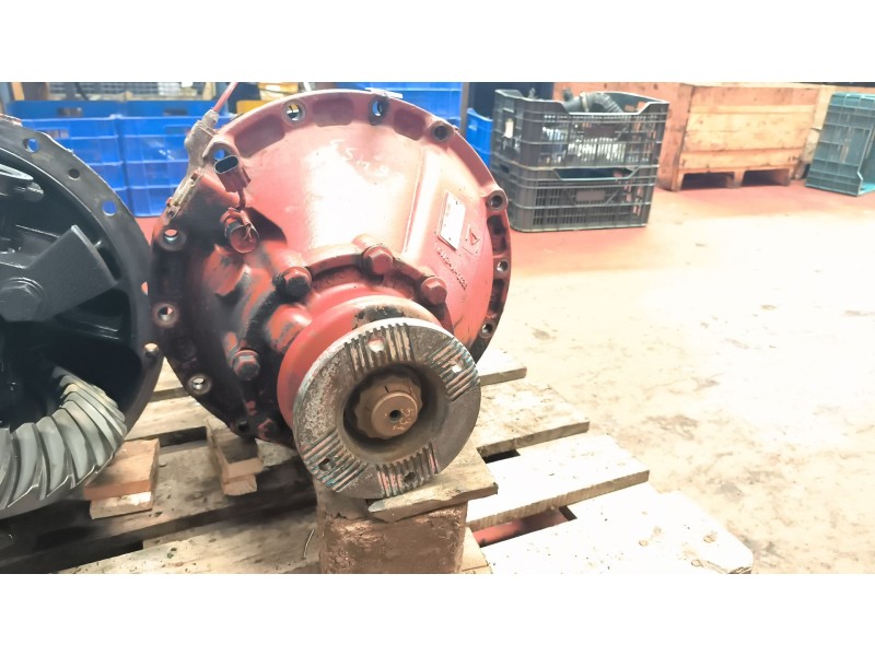 Recambio de grupo para iveco stralis (as) 12.9 diesel referencia OEM IAM 175E RATIO:1/85F/13X37 42550119