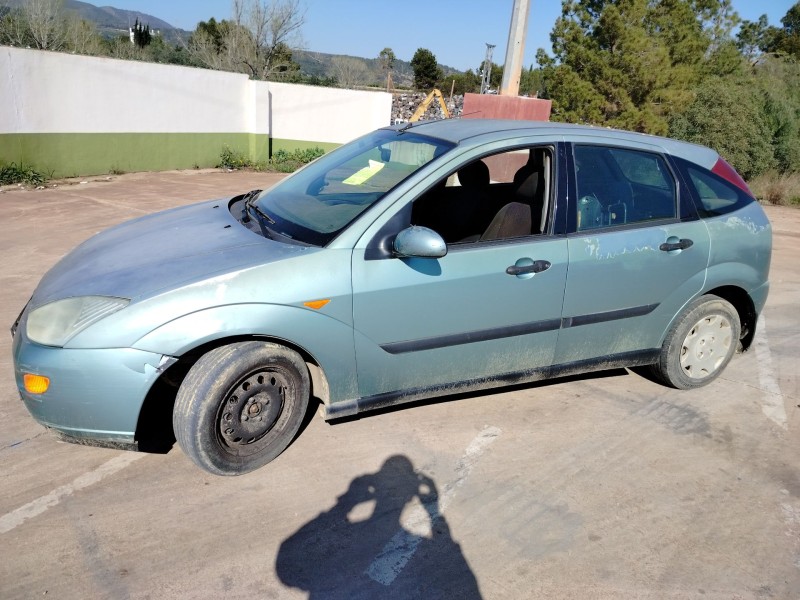 ford focus berlina (cak) del año 1998