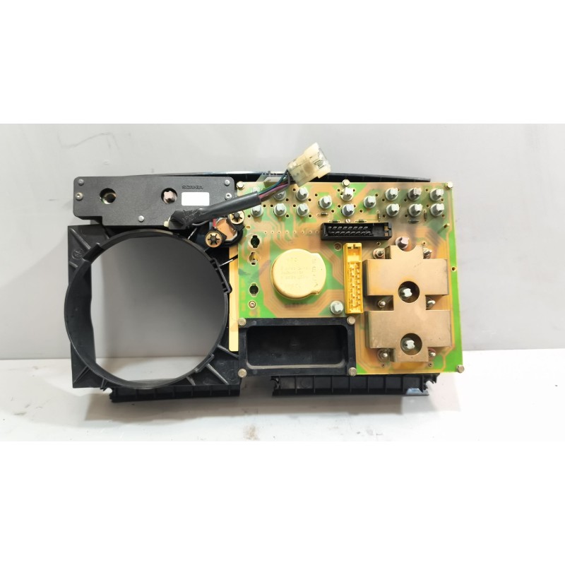Recambio de cuadro instrumentos para scania serie 4 (p/r 144 l) 14.2 diesel referencia OEM IAM 1413720  