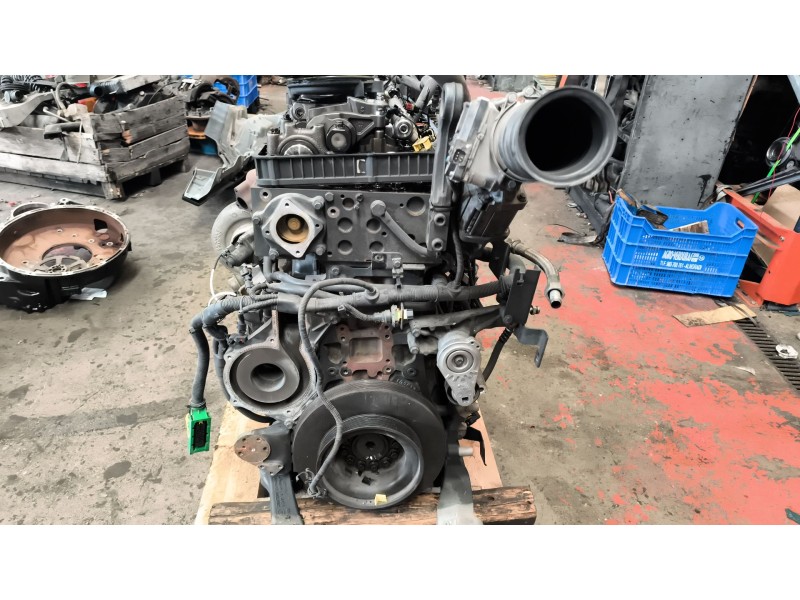Recambio de despiece motor para renault serie t fg 4x2 cabina high-sleeper referencia OEM IAM DTI13480EUVI  