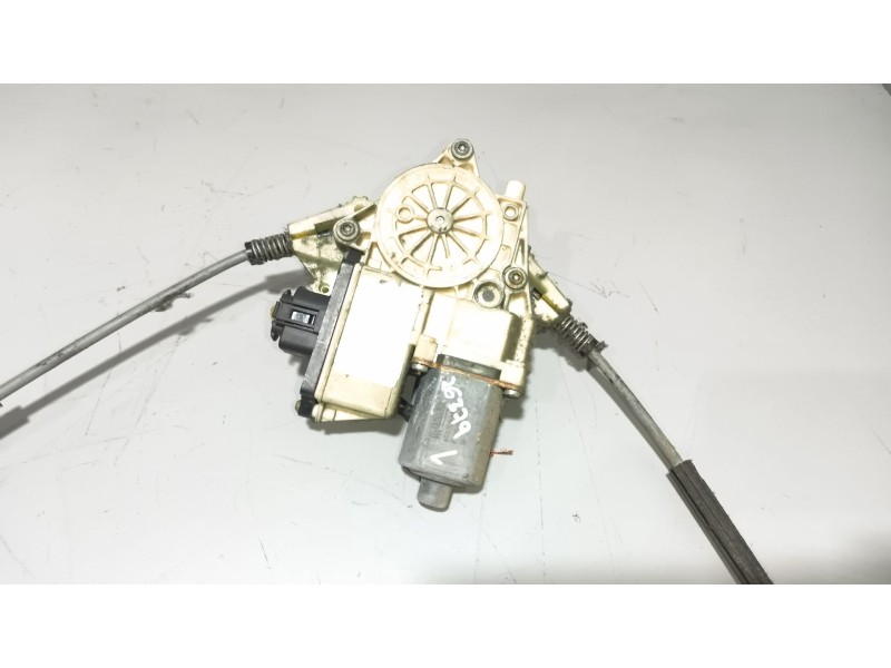 Recambio de elevalunas delantero izquierdo para daf serie xf105.xxx 12.9 diesel referencia OEM IAM 1918145  