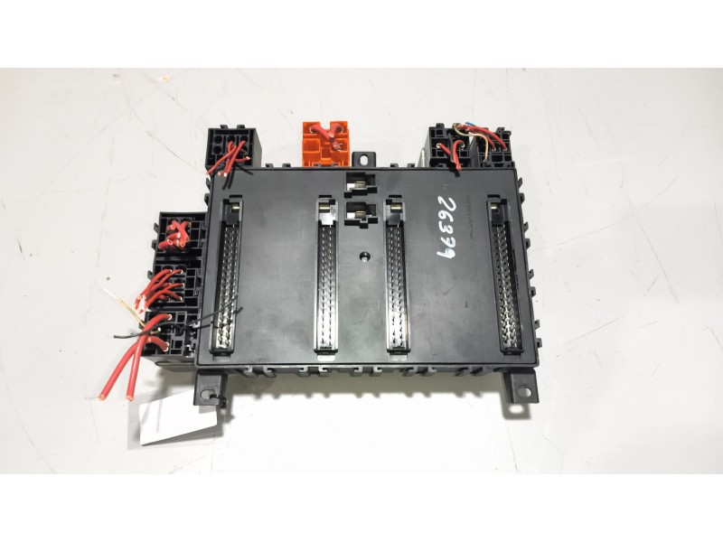 Recambio de caja reles / fusibles para daf serie xf105.xxx 12.9 diesel referencia OEM IAM 1674870  