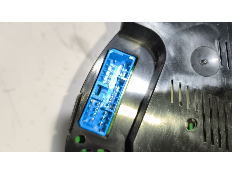 Recambio de cuadro instrumentos para iveco stralis (as) 12.9 diesel referencia OEM IAM 504276236  
