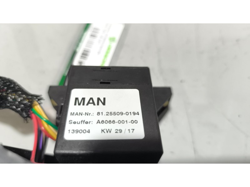 Recambio de mando intermitentes para man tgx 18.xxx 12.4 diesel referencia OEM IAM 81255090194  
