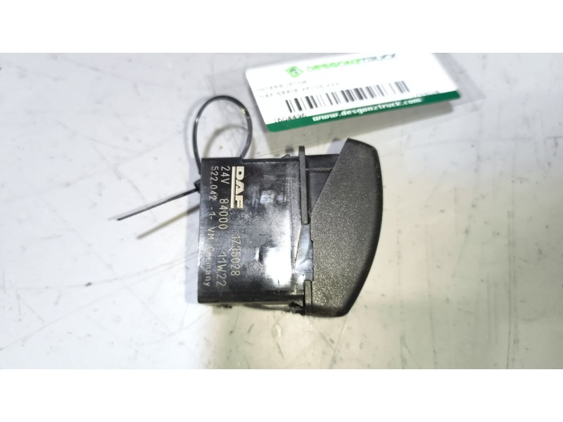 Recambio de interruptor para daf serie xf105.xxx 12.9 diesel referencia OEM IAM 1735028  