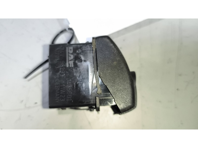 Recambio de interruptor para daf serie xf105.xxx 12.9 diesel referencia OEM IAM 1435601  