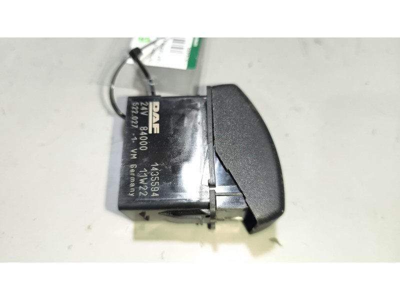 Recambio de interruptor para daf serie xf105.xxx 12.9 diesel referencia OEM IAM 1435594  
