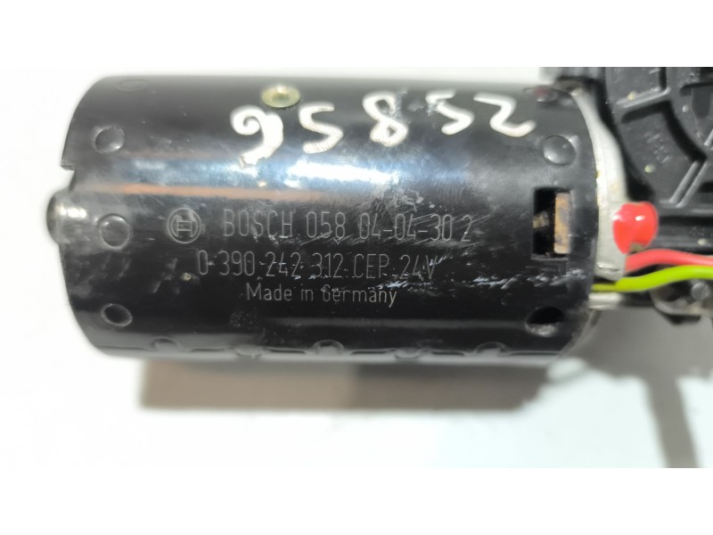 Recambio de motor limpia delantero para nissan trucks atleon tk160.95 referencia OEM IAM 0390242312  