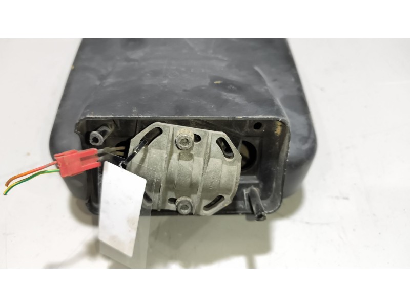Recambio de retrovisor auxiliar para renault magnum ab 2005 12.8 diesel referencia OEM IAM   