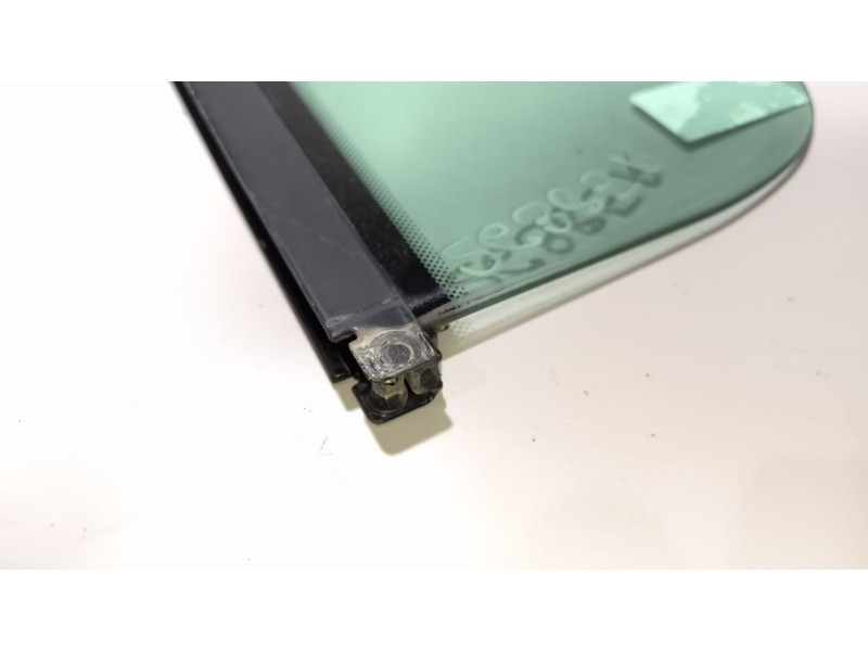 Recambio de luna custodia delantera derecha para renault magnum ab diesel referencia OEM IAM 7421011922  