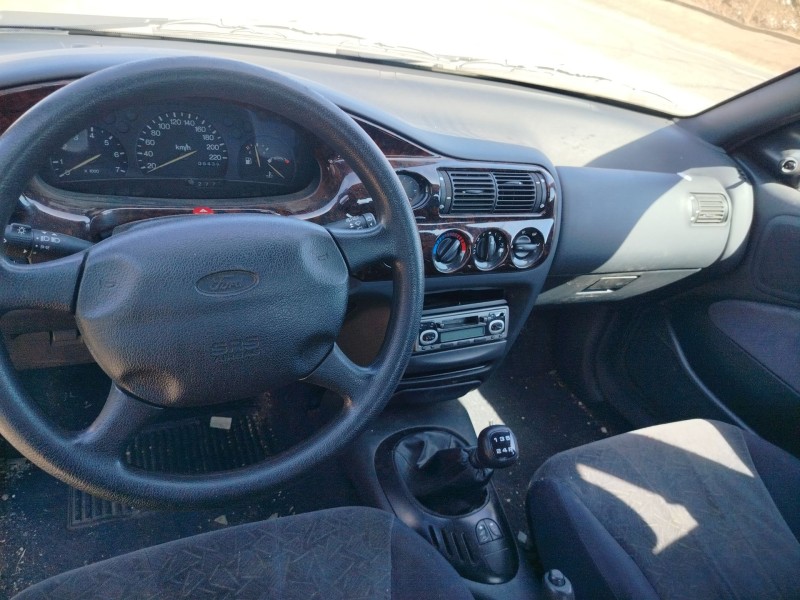 ford escort berl./turnier del año 1997