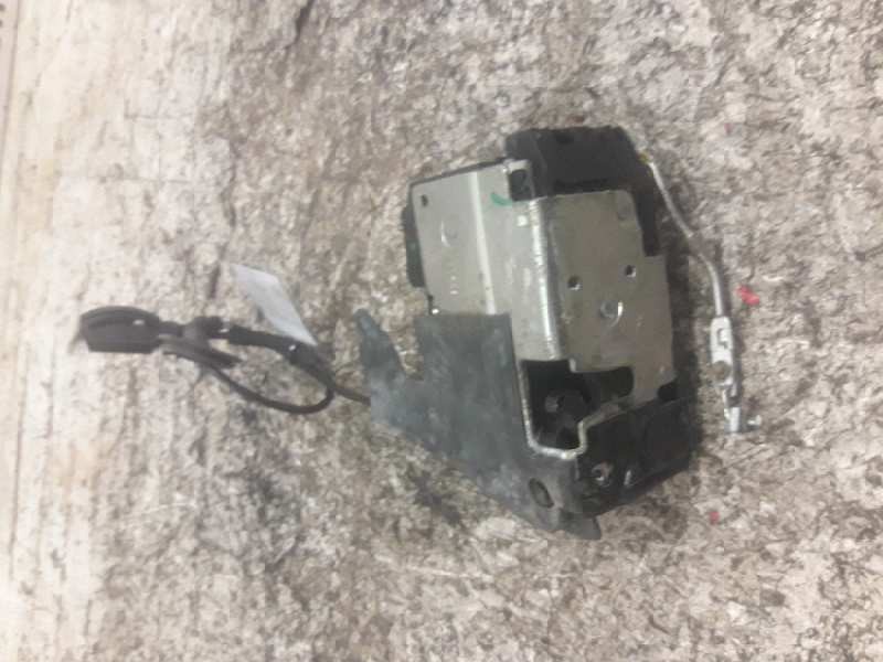 Recambio de cerradura puerta trasera izquierda para ford fiesta (cbk) ambiente referencia OEM IAM X6F20BCL0068 4 PINS 