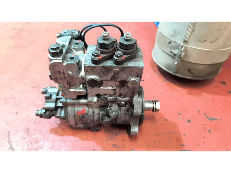 Recambio de bomba inyeccion para renault midlum 6.2 diesel referencia OEM IAM 5010553948 0445020036 