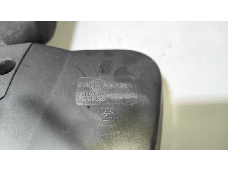 Recambio de retrovisor exterior frontal para renault serie t 10.8 diesel referencia OEM IAM 7484531175  