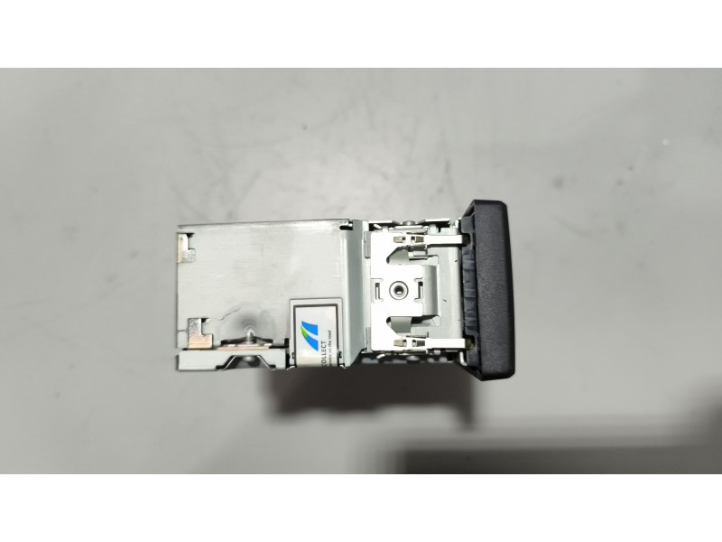 Recambio de tacografo para daf serie xf105.xxx 12.9 diesel referencia OEM IAM 7620370009 toll colect 