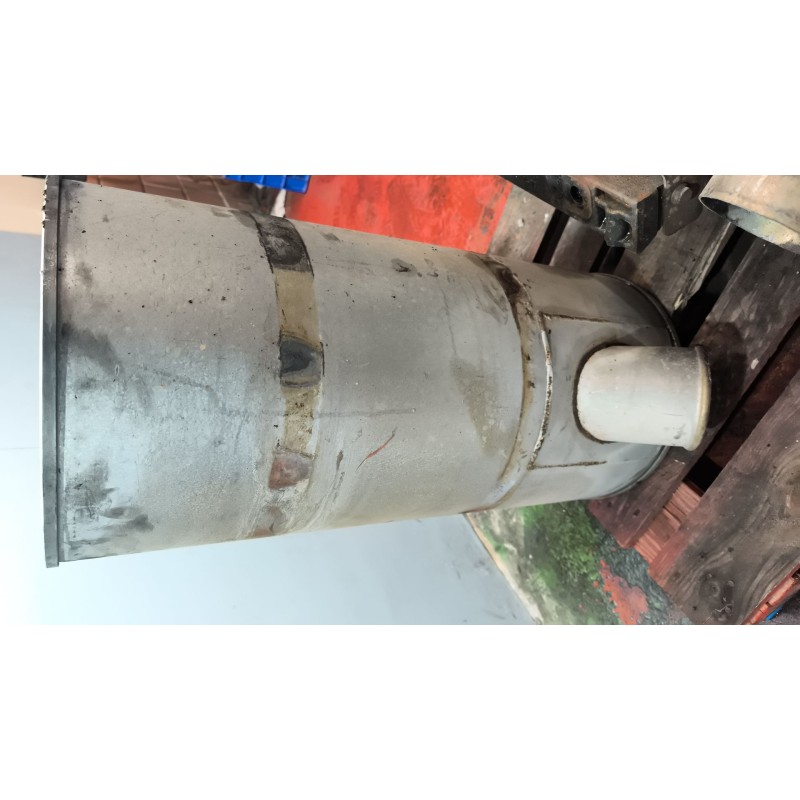 Recambio de silenciador trasero para iveco stralis (as) 12.9 diesel referencia OEM IAM 41213758 MARCA:DINEX 