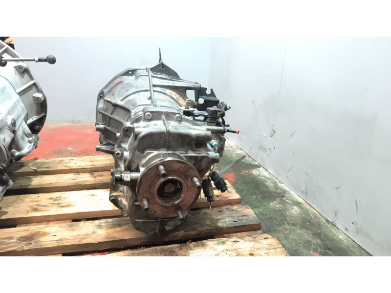 Recambio de caja cambios para nissan cabstar 09.06 2.5 diesel referencia OEM IAM 32010MB720 3210IMB72B RE226701