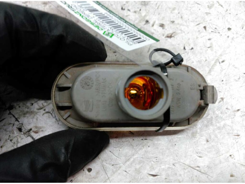 Recambio de piloto lateral derecho para seat leon (1m1) sport referencia OEM IAM   