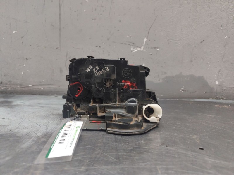 Recambio de cerradura puerta delantera izquierda para bmw serie 3 berlina (e90) 320d referencia OEM IAM 7059967  7 PINS
