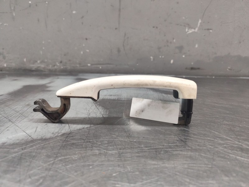 Recambio de maneta exterior delantera derecha para peugeot 207 sw confort referencia OEM IAM   