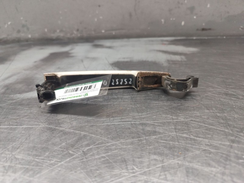 Recambio de maneta exterior delantera derecha para peugeot 207 sw confort referencia OEM IAM   