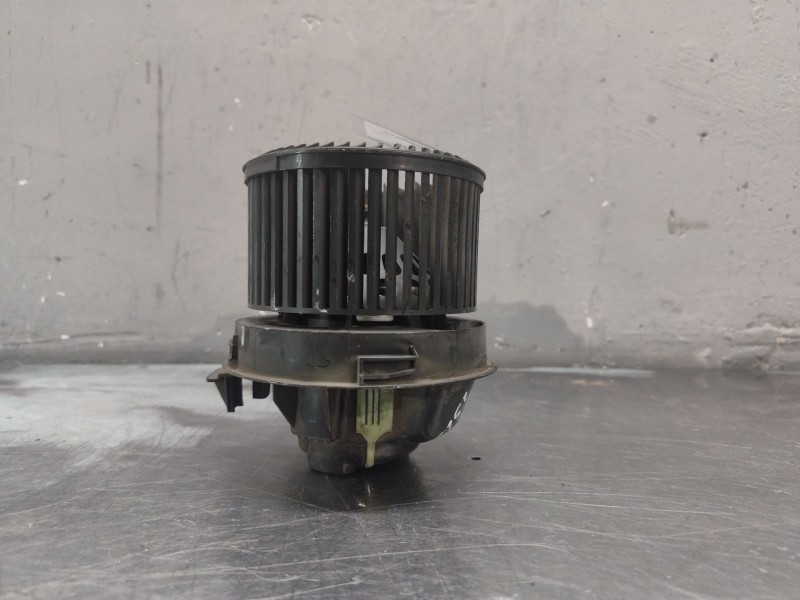 Recambio de ventilador calefaccion para peugeot 207 sw confort referencia OEM IAM NN102992G  